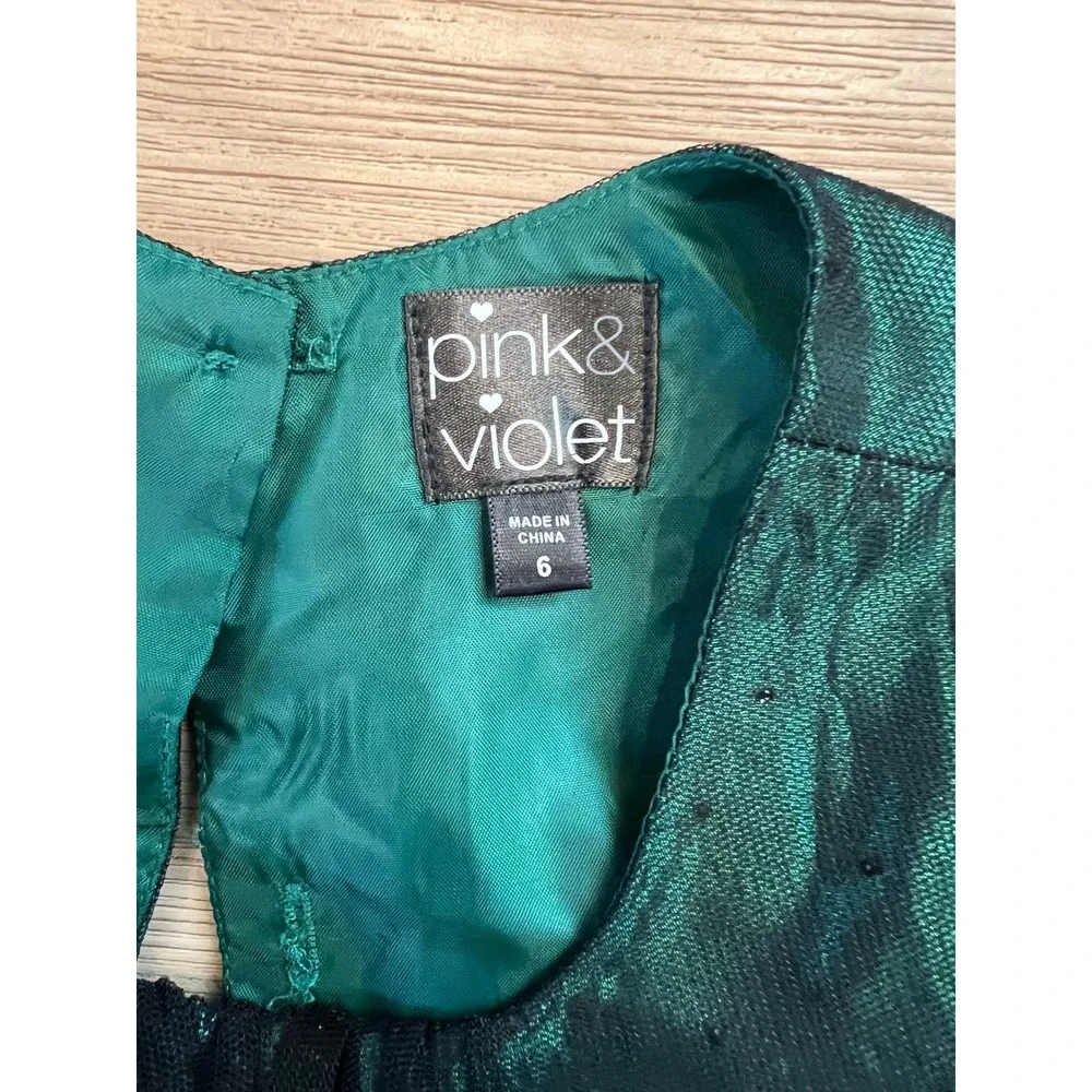 Girls Fancy Dress size 6 Green Black Jeweled